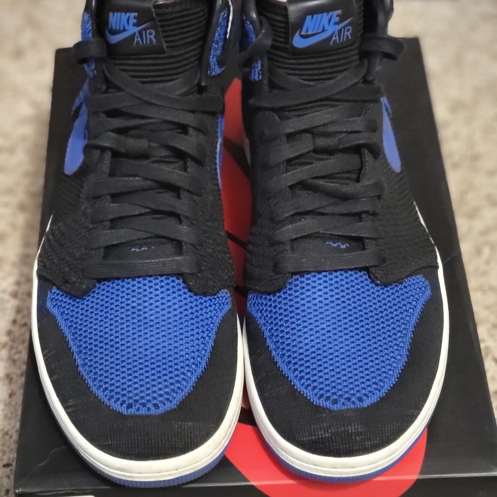 Jordan 1 "royal flyknits"